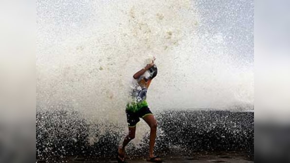 Cyclone Ockhi puts dampener on campaign for Gujarat election as Rahul Gandhi, Amit Shah cancel rallies