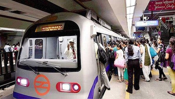 Mumbai Metro to partner up with PayPal for online recharge payments