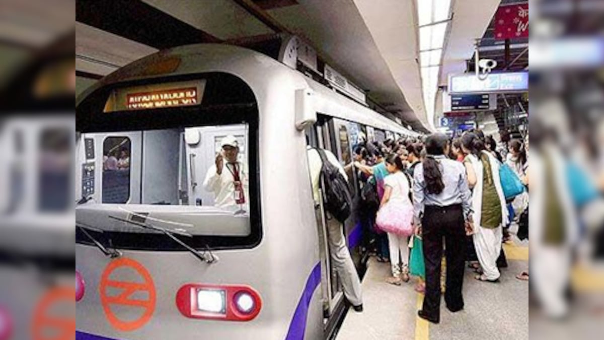 Delhi Metro services disrupted on Yellow Line due to technical snag; passengers stranded at Qutab Minar station