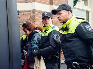 Knife-wielding man shot by military police at Amsterdam airport; no reports of other injuries