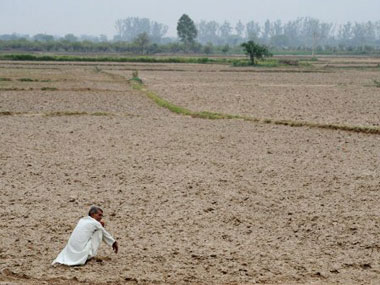 17 districts in Maharashtra's Marathwada, Vidarbha regions facing drought-like situation, says water department 17 districts in Maharashtra's Marathwada, Vidarbha regions facing drought-like situation, says water department