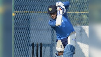 India vs Sri Lanka: Smitten Visakhapatnam renews romance with MS Dhoni