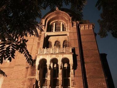 Gujarat polls: Amid arbitrary school fee hikes, increase in self-financed courses, Vadodara hates commercialisation of education