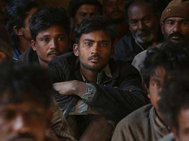 Pakistan authorities arrest 28 Indian fishermen for fishing in its territorial waters Pakistan authorities arrest 28 Indian fishermen for fishing in its territorial waters