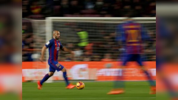 Barcelona defender Javier Mascherano closes in on move to Hebei China Fortune, says report
