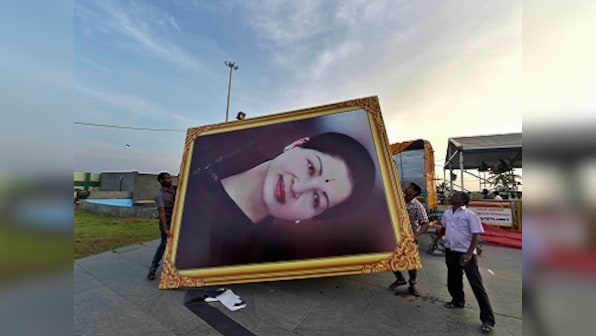 Jayalalithaa's niece Deepa Jayakumar tells probe panel her aunt 'may have been attacked'
