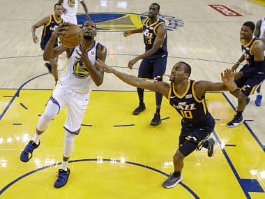 NBA: Kevin Durant leads Warriors to victory over Jazz; Vince Carter helps Kings beat Cavaliers