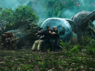 Watch: Jurassic World brings back Chris Pratt, Bryce Dallas Howard in a dinosaur saving thrill-ride Watch: Jurassic World brings back Chris Pratt, Bryce Dallas Howard in a dinosaur saving thrill-ride