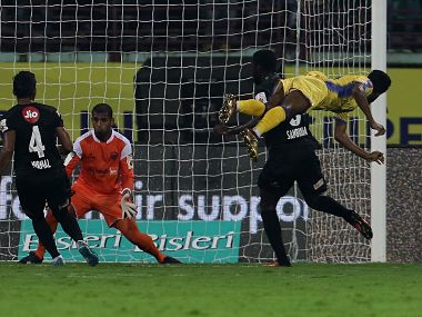 ISL 2017-18: CK Vineeth helps Kerala Blasters pick up their maiden win in tournament ISL 2017-18: CK Vineeth helps Kerala Blasters pick up their maiden win in tournament