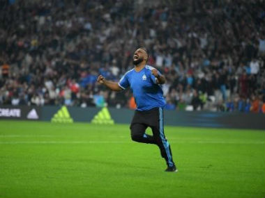 Laureus World Sports Awards, Best Sporting Moment December nominees: Marseille fan's goal Laureus World Sports Awards, Best Sporting Moment December nominees: Marseille fan's goal