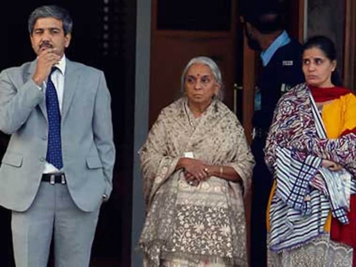 Kulbhushan Jadhav's wife, mother meet Sushma Swaraj in Delhi day after returning from Islamabad
