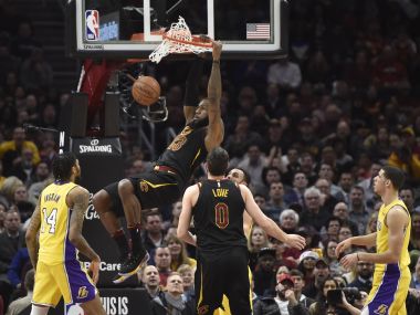 NBA: LeBron James' triple-double helps Cavaliers defeat Lakers; Warriors notch eighth straight win NBA: LeBron James' triple-double helps Cavaliers defeat Lakers; Warriors notch eighth straight win