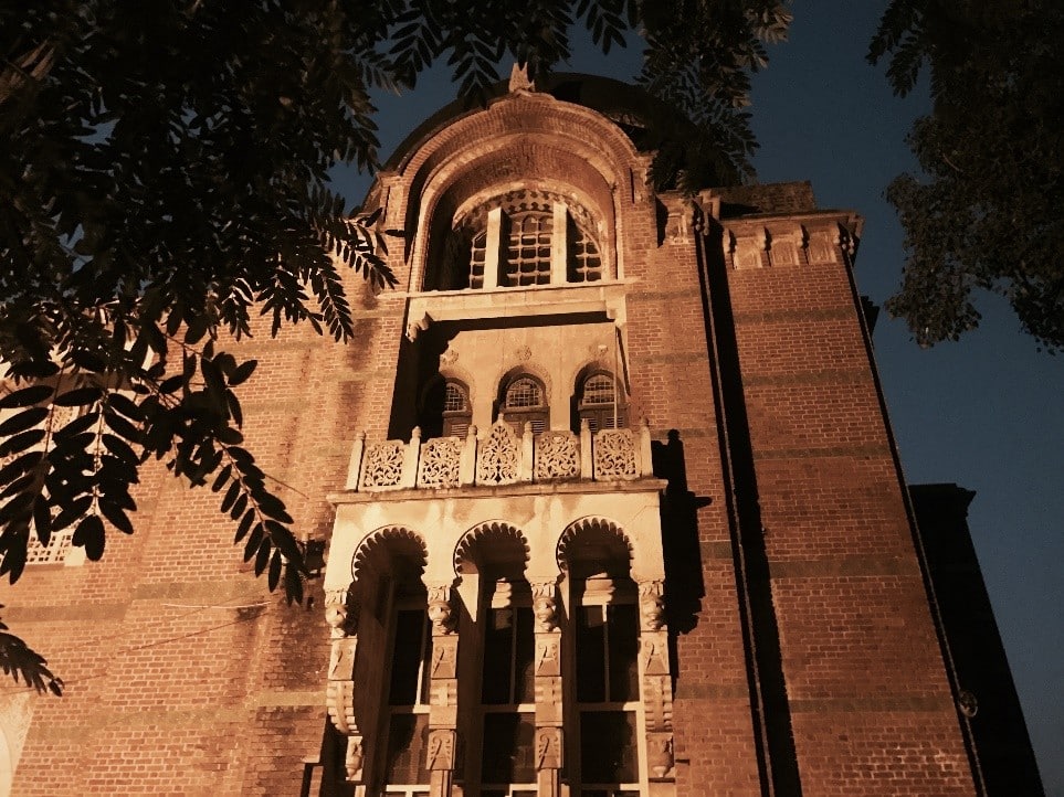 At Vadodara’s 136-year-old MS University, 700-plus teaching posts are vacant out of the 1,278 sanctioned by the Government of Gujarat. (Image procured by author)