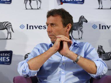 Ashes 2017: Michael Atherton says umpires should invoke laws to protect England tailenders from short-pitched bowling