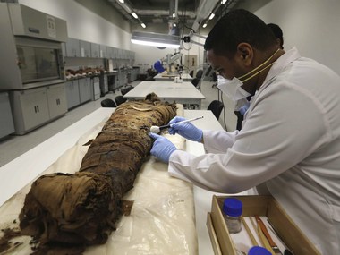 Students at Northwestern University in the US are studying a 1,900 year old Egyptian portrait mummy Students at Northwestern University in the US are studying a 1,900 year old Egyptian portrait mummy
