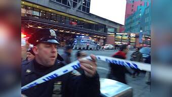 New York: Four injured in 'attempted terror attack' in Manhattan; Islamic State-inspired suspect in custody, say police