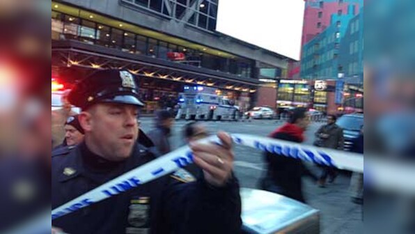 New York: Four injured in 'attempted terror attack' in Manhattan; Islamic State-inspired suspect in custody, say police