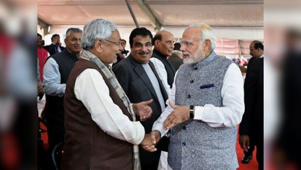 Nitish Kumar visits Gujarat after 14 years to attend Vijay Rupani's swearing-in ceremony