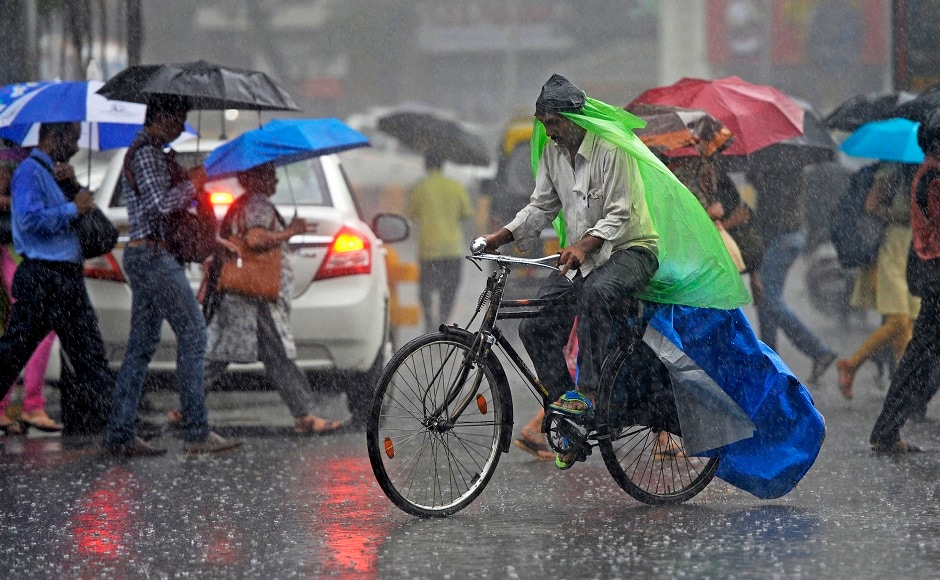 After dumping rains in Mumbai, Cyclone Ockhi moved closer to Gujarat and will likely make landfall in Surat by midnight. Several districts in Gujarat received light rain since morning, even as almost the entire state experienced overcast skies. PTI After dumping rains in Mumbai, Cyclone Ockhi moved closer to Gujarat and will likely make landfall in Surat by midnight. Several districts in Gujarat received light rain since morning, even as almost the entire state experienced overcast skies. PTI