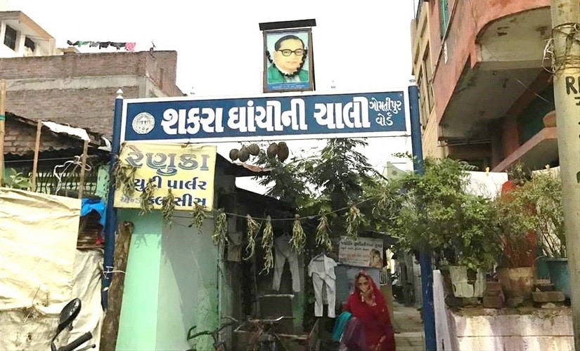 Dalit families live in crammed-up chaalis in Gomtipur in North Ahmedabad. Pallavi Rebbapragada/Firstpost