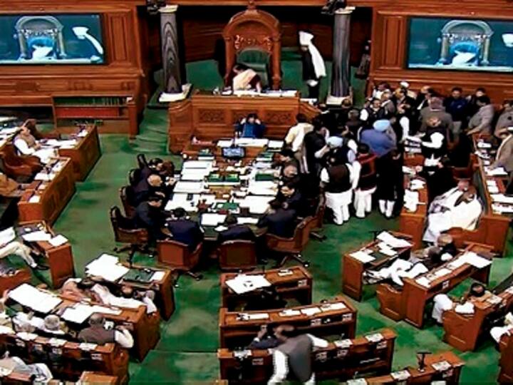 Winter Session of Parliament: Congress protests over Narendra Modi's remarks on Manmohan; govt terms it 'shameful'
