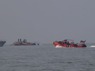 Death toll reaches 5 in Venezuela migrant boat crash, 16 survive deadly shipwreck