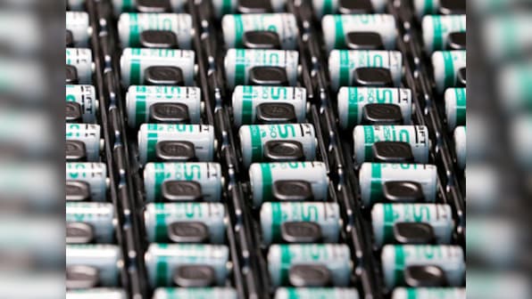 European authorities urge airlines to remind passengers of risks associated with devices containing lithium-ion batteries