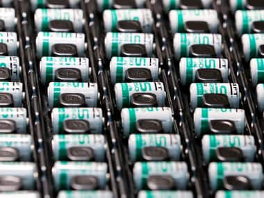 India signs MoU to start manufacturing its own lithium-ion batteries, expected to give a boost to the National Electric Mobility Mission