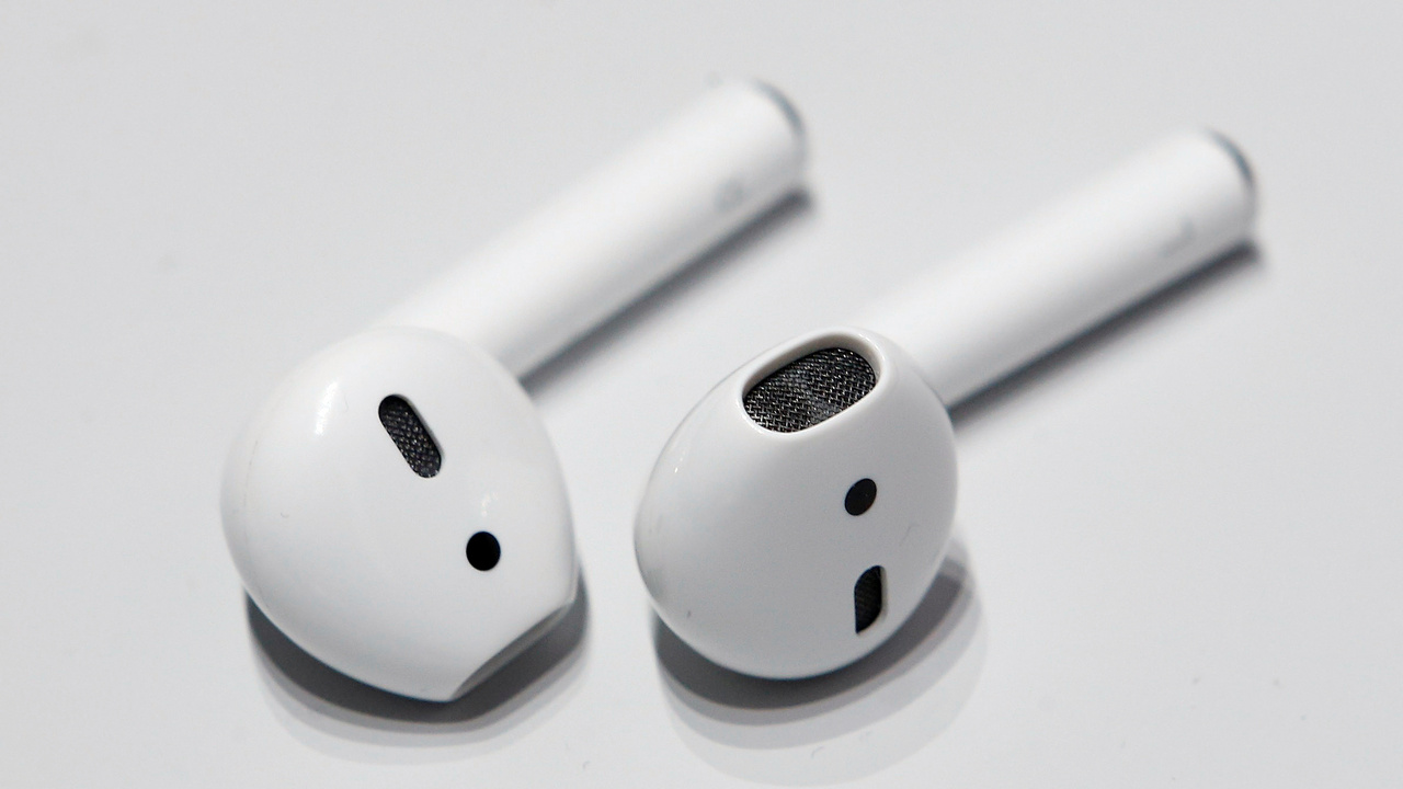 AirPods 2 to reportedly come in the first half of 2019 with health monitoring features AirPods 2 to reportedly come in the first half of 2019 with health monitoring features