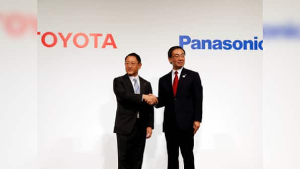 Toyota and Panasonic considering to jointly develop batteries for electric vehicles