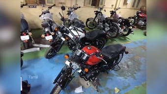 Royal Enfield Thunderbird 500x spotted, features new colour schemes, updated handlebars and alloy wheels