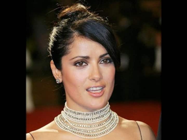 Salma Hayek writes op-ed on how Harvey Weinstein was 'a monster' and threatened to kill her