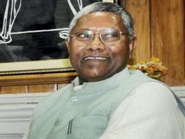 Senior JD(U) leader Uday Narain Chaudhary revolts against Nitish Kumar, says Lalu Prasad Yadav 'framed' in fodder case Senior JD(U) leader Uday Narain Chaudhary revolts against Nitish Kumar, says Lalu Prasad Yadav 'framed' in fodder case
