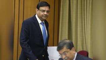 RBI Governor Urjit Patel versus Centre: Finance ministry offers truce, but not without warning Central bank about its behaviour