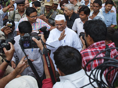 Anna Hazare attacks Narendra Modi govt, says Rs 80,000 crore has come to BJP coffers in last five months as donation Anna Hazare attacks Narendra Modi govt, says Rs 80,000 crore has come to BJP coffers in last five months as donation