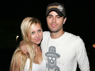 Anna Kournikova, Enrique Iglesias become parents to twins, Nicholas and Lucy Anna Kournikova, Enrique Iglesias become parents to twins, Nicholas and Lucy