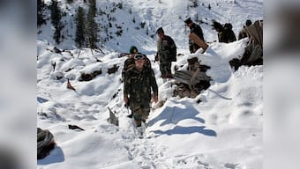 Jammu and Kashmir avalanche: Efforts to locate 5 missing Indian Army soldiers continue as weather hampers operations