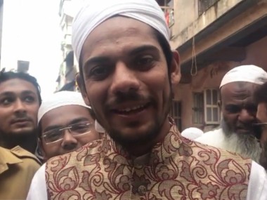 With first phase of Gujarat polls coinciding with wedding season, couples decide to cast votes before taking their vows With first phase of Gujarat polls coinciding with wedding season, couples decide to cast votes before taking their vows