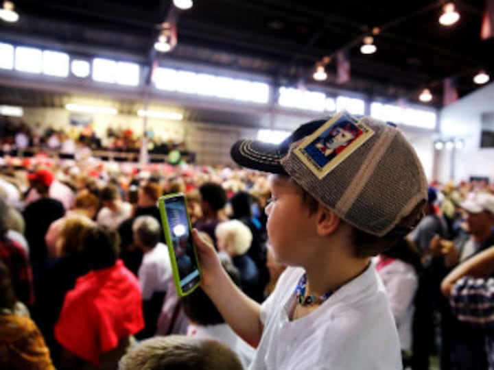 Study indicates that children are spending 30 minutes more time daily on smartphones and computers