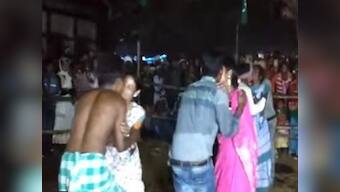 Jharkhan MLA lands in trouble for organising 'kissing competition', JMM chief Shibu Soren hands out notice