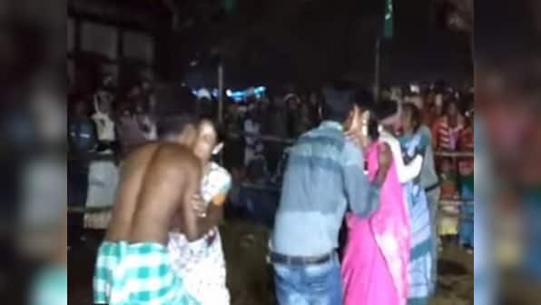 Jharkhan MLA lands in trouble for organising 'kissing competition', JMM chief Shibu Soren hands out notice