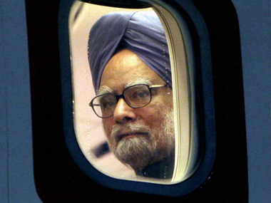 2G spectrum case: Bureaucrats 'suppressing facts' from Manmohan Singh, his own silence led to ex-PM's downfall 2G spectrum case: Bureaucrats 'suppressing facts' from Manmohan Singh, his own silence led to ex-PM's downfall