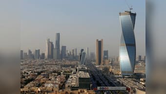 Saudi Arabia intercepts missile over Riyadh: Yemeni rebels claim responsibility, say they were aiming at royal palace