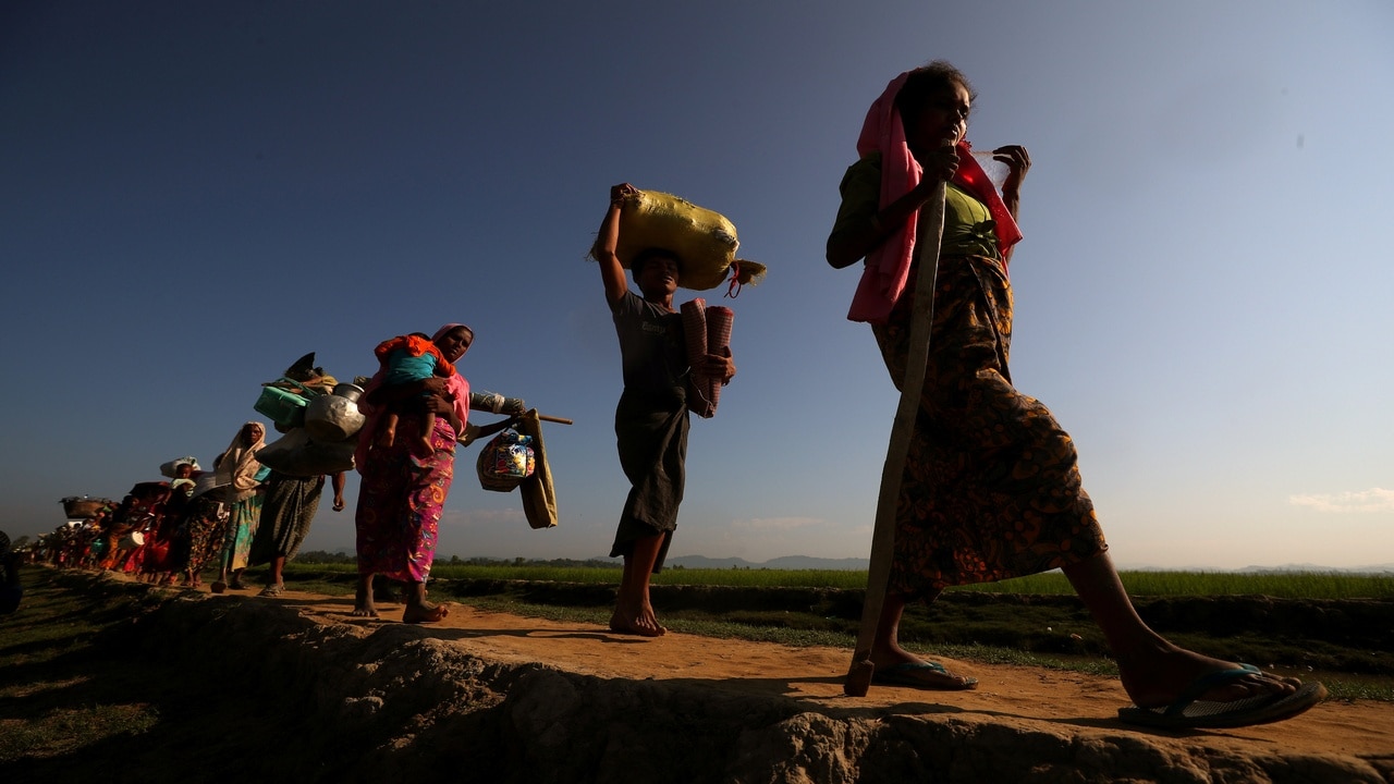 Bangladesh Refugee Crisis: Traumatised By Violence, Rohingya Women And ...