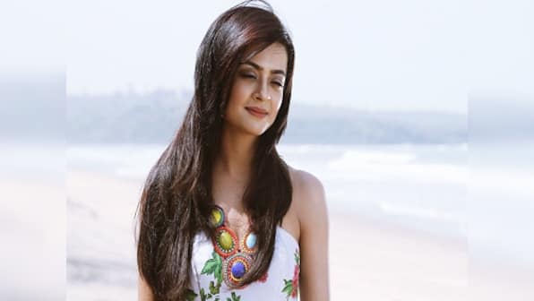 Surveen Chawla reveals she got married to longtime boyfriend Akshay Thakker in 2015
