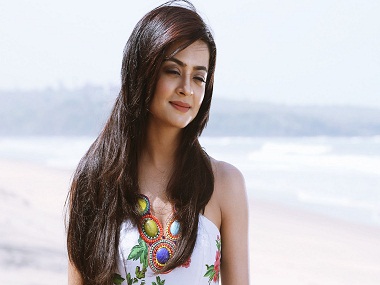 Surveen Chawla reveals she got married to longtime boyfriend Akshay Thakker in 2015 Surveen Chawla reveals she got married to longtime boyfriend Akshay Thakker in 2015