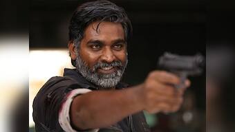 Vijay Sethupathi felicitated with Amitabh Bachchan Youth Icon award at Chennai International Film Festival