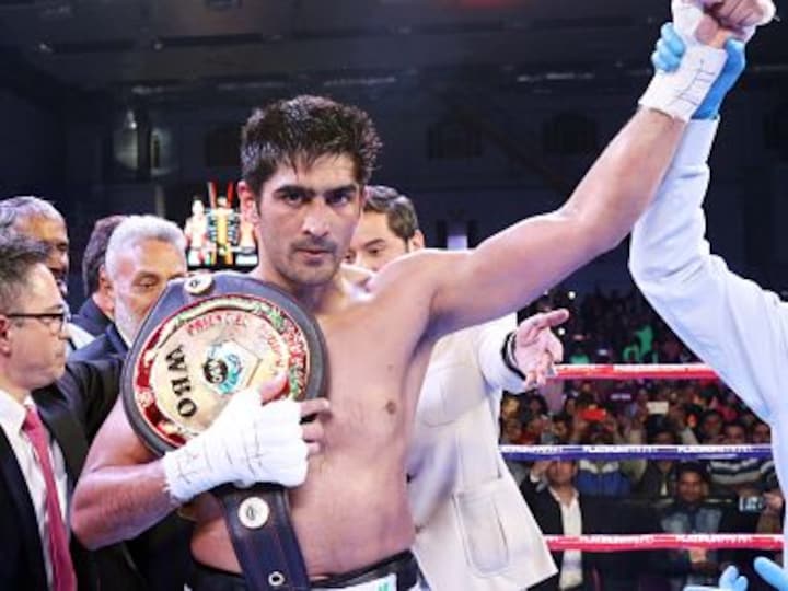 Vijender Singh defeats Ghana's Ernest Amuzu to retain titles, continues unbeaten run in pro circuit