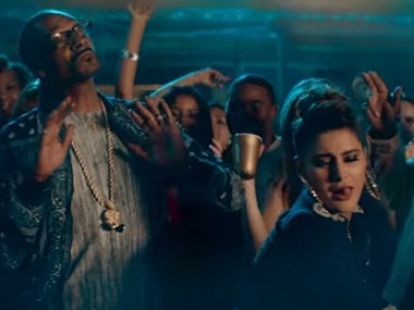 Woofer: Snoop Dogg, Dr Zeus, Nargis Fakhri unite their creative energies for this stylised Punjabi number Woofer: Snoop Dogg, Dr Zeus, Nargis Fakhri unite their creative energies for this stylised Punjabi number