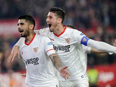Copa del Rey: Sergio Escudero's goal helps defeat Atletico Madrid as Sevilla book semi-final berth